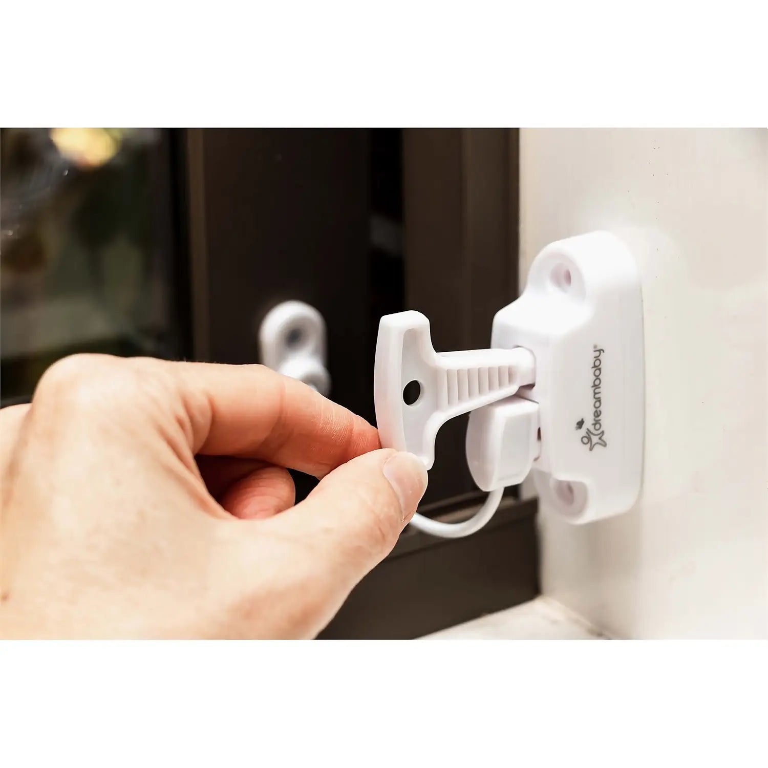 Photo of Dreambaby Breezz-lock Keyed Window Restrictor.